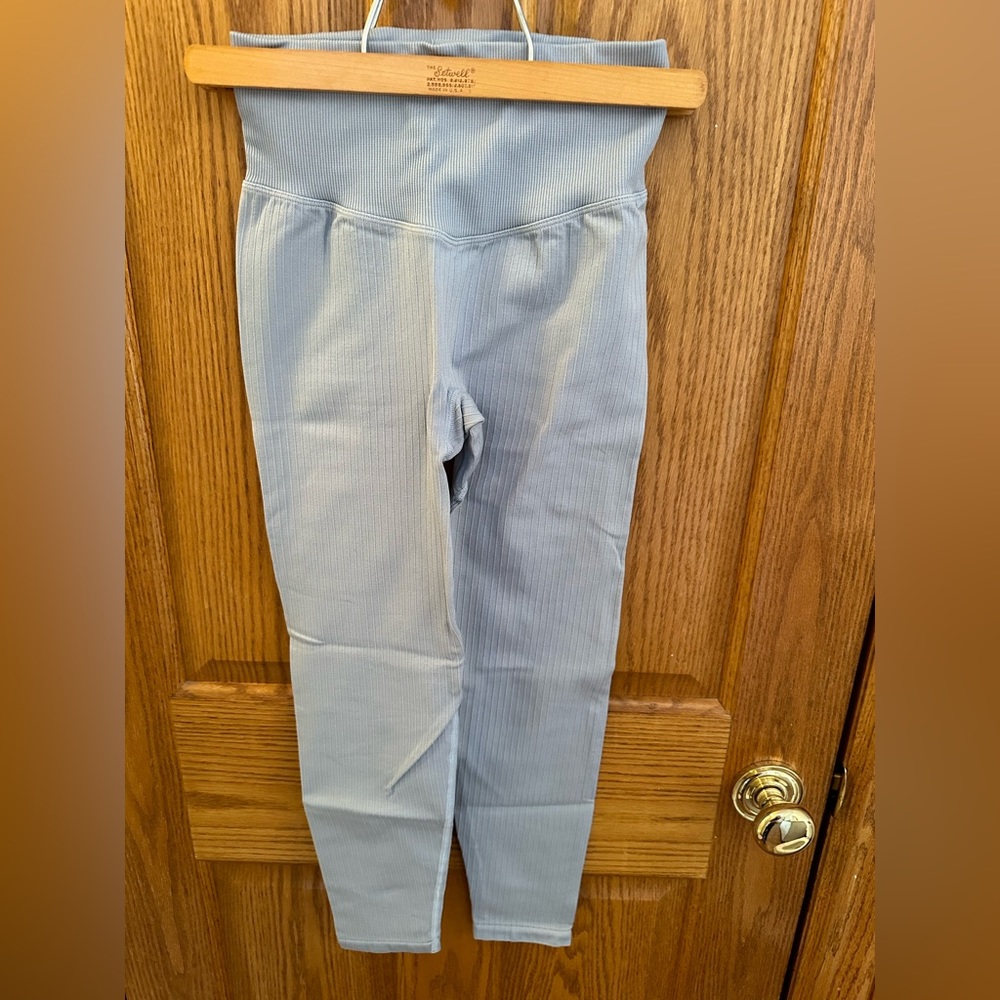 2 pairs brand new Victoria’s Secret pink leggings.